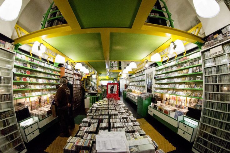 538470_10151136862237735_1683909055_n